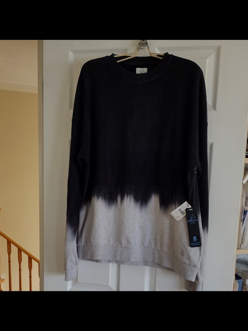 Men's Ombre Crewneck Cotton Sweater - Black to Gray